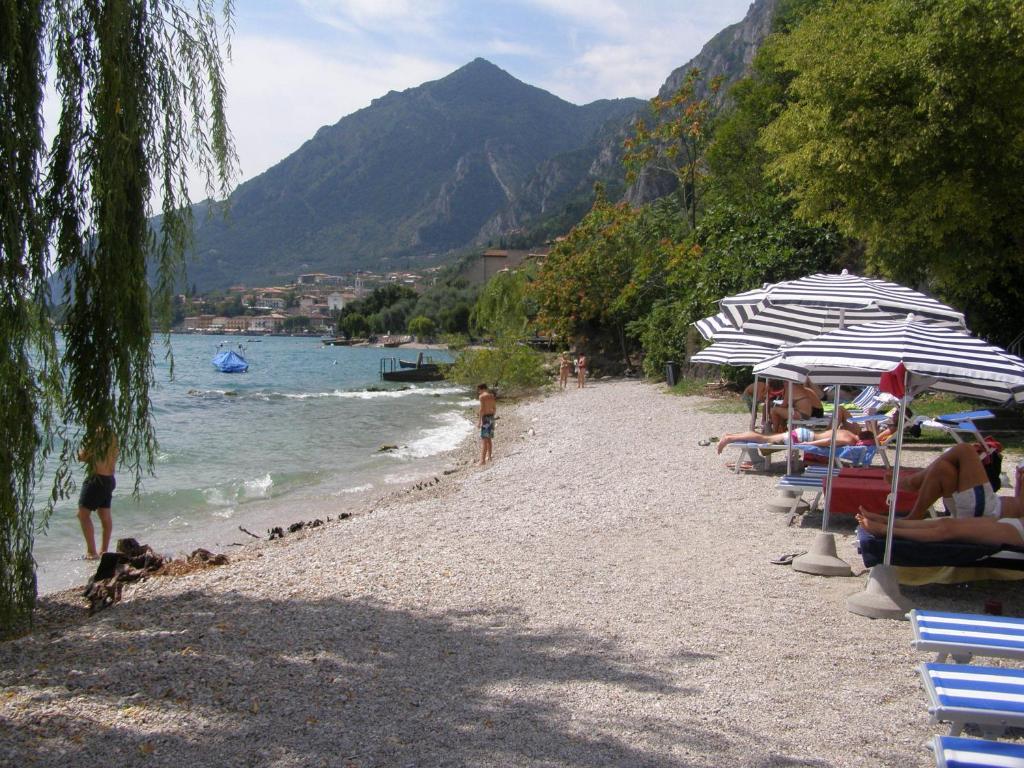 Villa Romantica Hotel Limone sul Garda Exterior photo