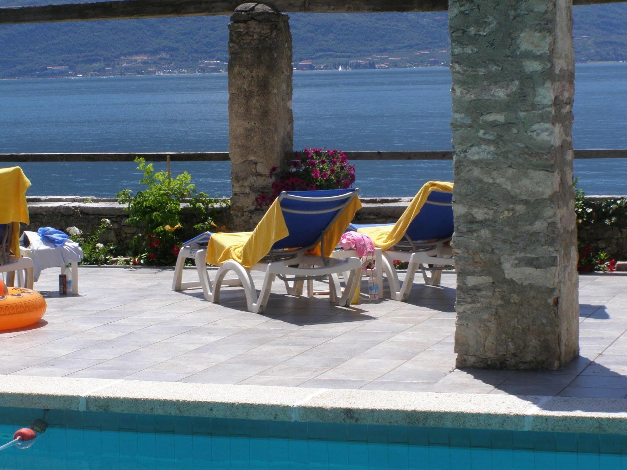 Villa Romantica Hotel Limone sul Garda Exterior photo